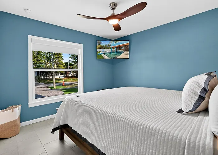 806 Lantana * Clearwater Beach