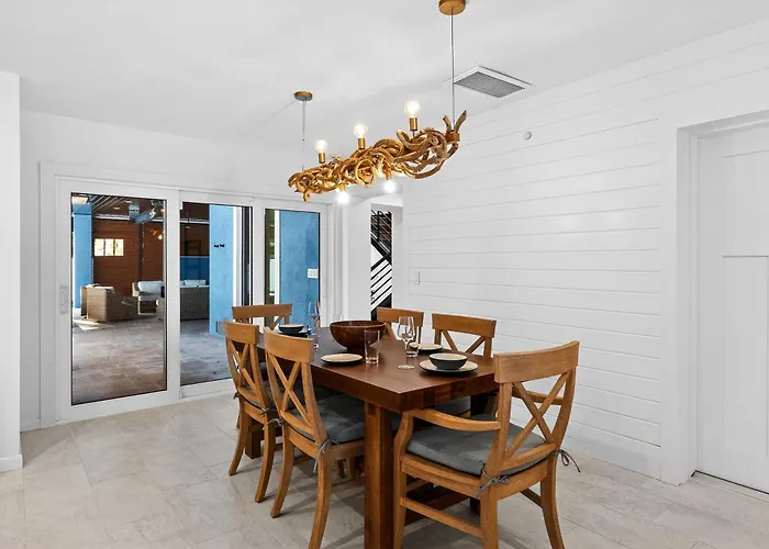 806 Lantana * Clearwater Beach